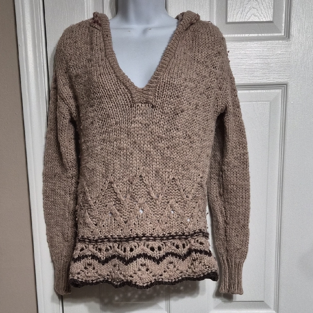 American Eagle Outfitters Taupe V-Neck Sweater